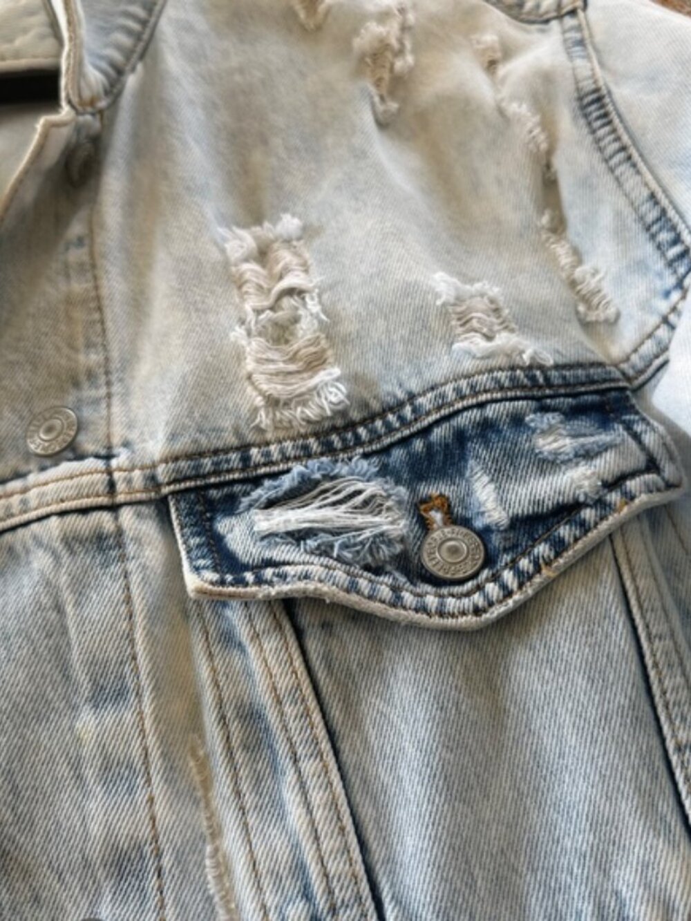 Jean jacket - Picture 5 of 5